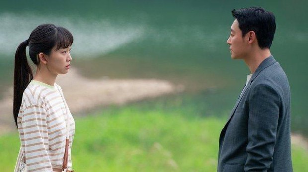 Nữ chính ở phim Hàn vừa mở màn với tỷ suất người xem đứng đầu: Bỏ việc lương cao để theo diễn xuất - Ảnh 1.