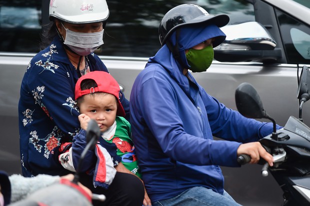 Giao thông Hà Nội hỗn loạn trong ngày đầu tiên người dân đi làm sau kỳ nghỉ dài - Ảnh 11. Giao thông Hà Nội hỗn loạn trong ngày đầu tiên người dân đi làm sau kỳ nghỉ dài - Ảnh 11.