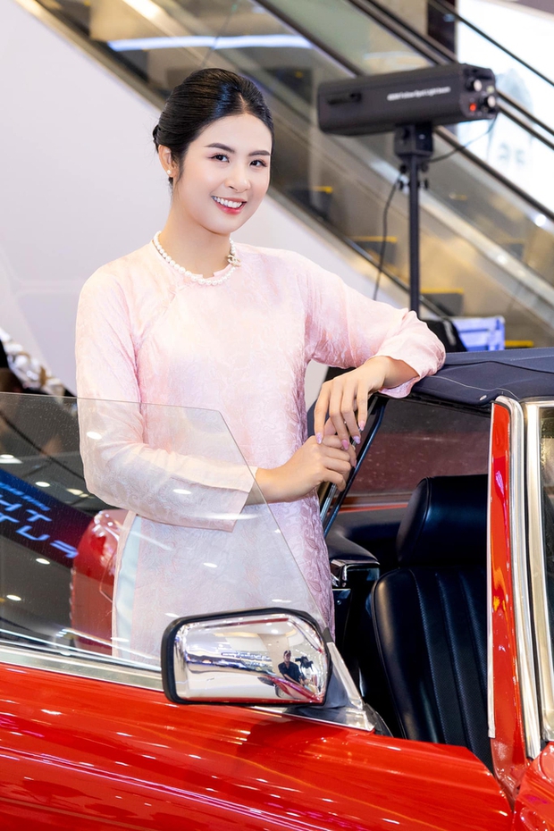 1 Hoa hậu Vbiz liên tục lộ hint, nghi vấn có tin vui sau 5 tháng kết hôn? - Ảnh 4. 1 Hoa hậu Vbiz liên tục lộ hint, nghi vấn có tin vui sau 5 tháng kết hôn? - Ảnh 4.
