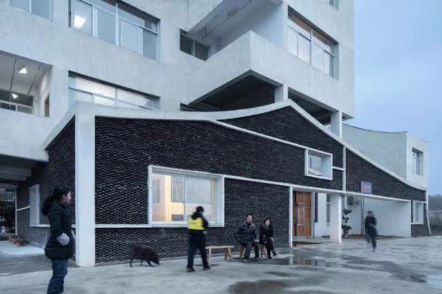 3 anh em góp tiền xây biệt thự 560m2 báo hiếu cha mẹ: Tổng chi phí hết gần 3 tỷ đồng, là mái ấm tiện nghi cho gia đình 4 thế hệ - Ảnh 8.