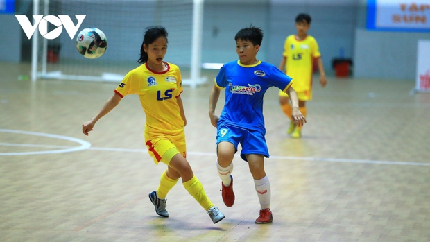 ĐT nữ Việt Nam khiến fan nóng lòng ngay hôm khai mạc Futsal nữ VĐQG 2023