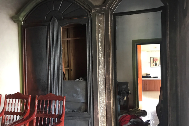 Đứa trẻ mồ côi nghẹn ngào sau cơn cuồng ghen của cha!