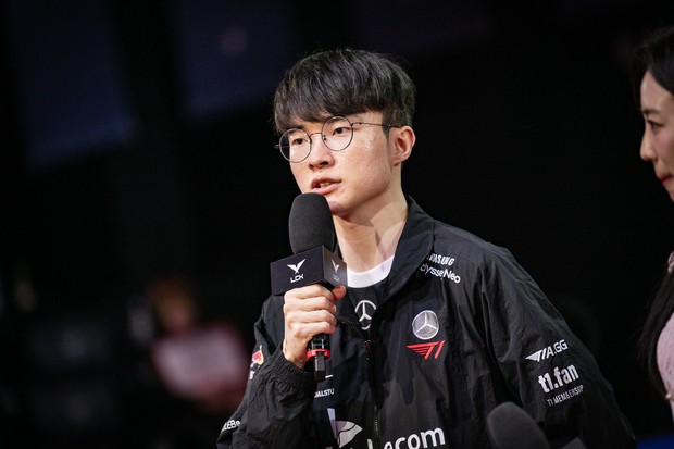 Faker hé lộ bất ngờ trước trận đại chiến với GenG và khiến fan háo hức chờ đợi!