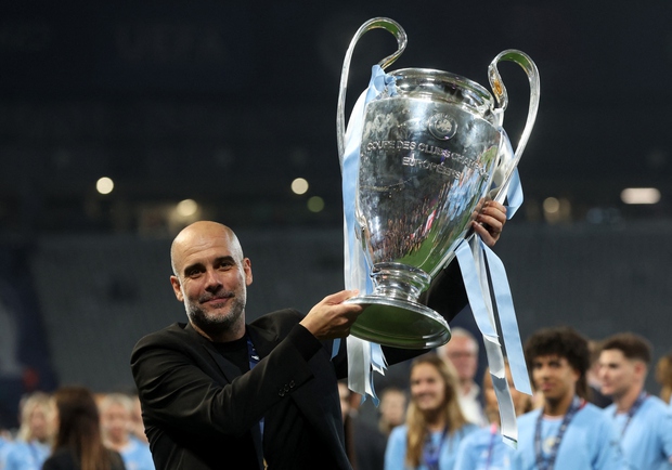 Cận cảnh: Haaland và dàn sao Man City ăn mừng chức vô địch Cúp C1 châu Âu - Ảnh 3.