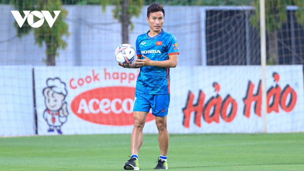 Lý do Tiến Linh vắng mặt trận đấu Hong Kong hé lộ trong buổi tập đầu của Văn Toàn