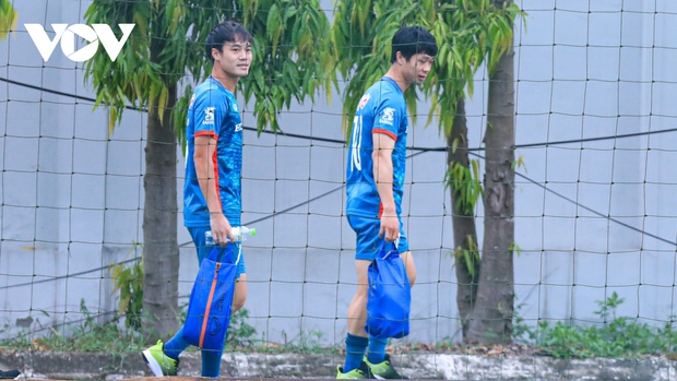 Lý do Tiến Linh vắng mặt trận đấu Hong Kong hé lộ trong buổi tập đầu của Văn Toàn