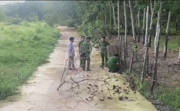 Kinh hoàng: Thi thể bé sơ sinh bị cụt chân ở Bình Phước