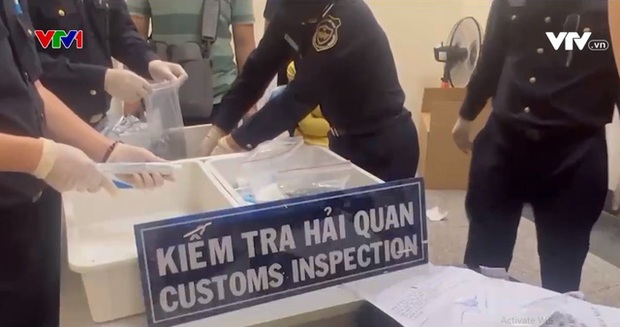 Bị bắt giữ vận chuyển ma túy qua đường hàng không, đang làm đỏ đến cảnh báo