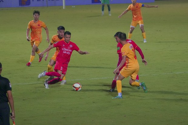 U23 Việt Nam thất bại trước đối thủ CLB CAHN trong trận giao hữu kín