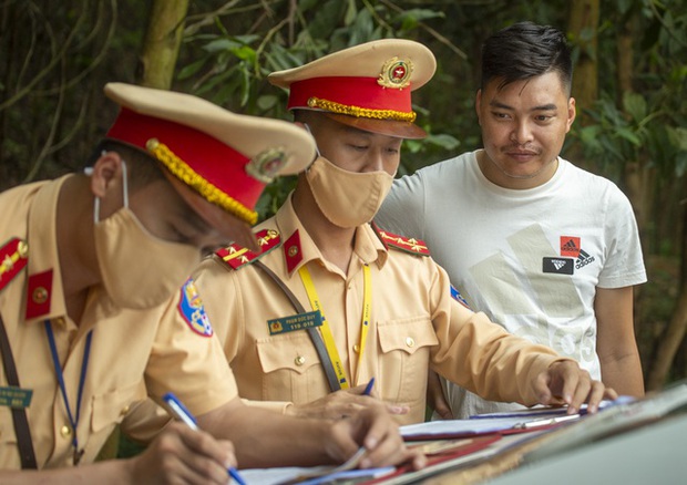CSGT Hà Nội siết chặt xử lý xe chạy quá tốc độ trên đường thành phố