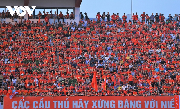 Cổ động viên Lạch Tray: Hồi sinh khí thế làm nên chiến thắng cho ĐT Việt Nam