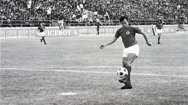 Câu chuyện cú sút chết chóc của Cầu vương Lý Huệ Đường và bóng đá Hồng Kông (Trung Quốc)