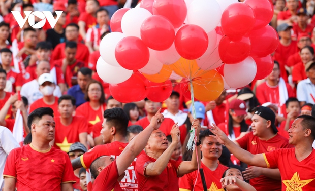 Cổ động viên Lạch Tray: Hồi sinh khí thế làm nên chiến thắng cho ĐT Việt Nam