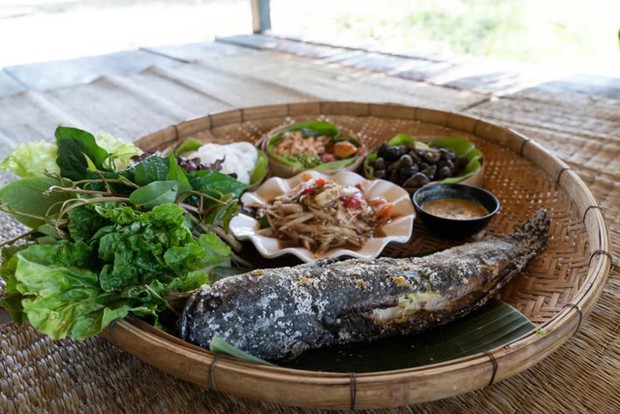 6 món ăn nhất định phải thử khi khám phá Việt Nam - Ảnh 6.