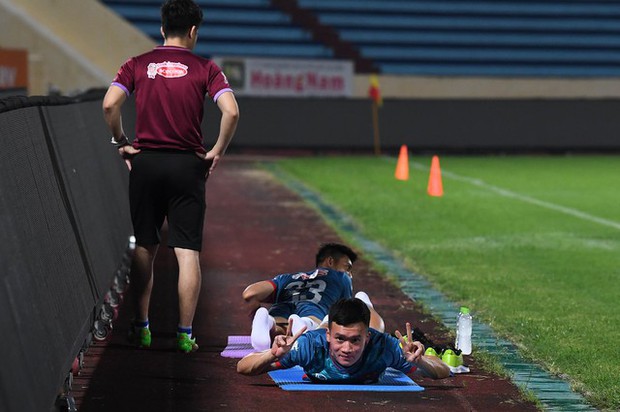 Hoàng Đức: Phục hồi sau chấn thương và nhận sự động viên từ Tấn Tài