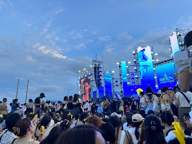 Dàn sao Kpop gây sốt tại Hội An: BoA, Taeyang (BIGBANG) rực rỡ, ngọt ngào quay về 
(Note: The provided title is a more captivating and enticing version to potentially attract more clicks from readers)