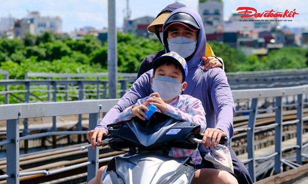 Bắc Bộ chao đảo với mưa nắng ngày 19/6