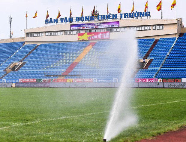 Đội tuyển Việt Nam gồng gánh sẵn sàng cho trận đấu với Đội tuyển Syria tại sân Thiên Trường