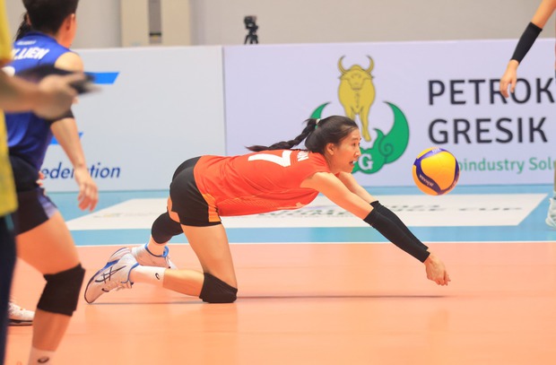 Trần Thị Thanh Thuý và đội tuyển bóng chuyền Việt Nam ghi điểm cao, hạ gục ĐT Mông Cổ một cách dễ dàng