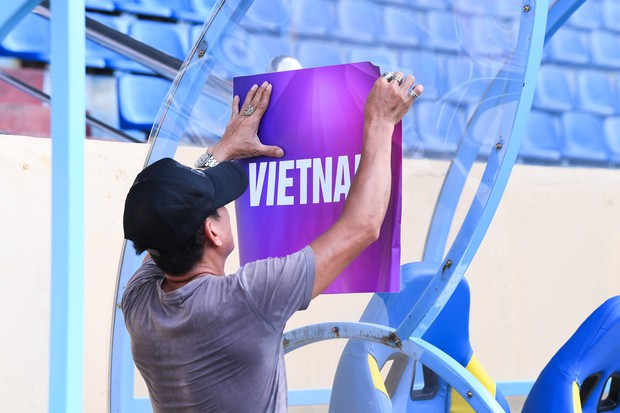 Đội tuyển Việt Nam gồng gánh sẵn sàng cho trận đấu với Đội tuyển Syria tại sân Thiên Trường