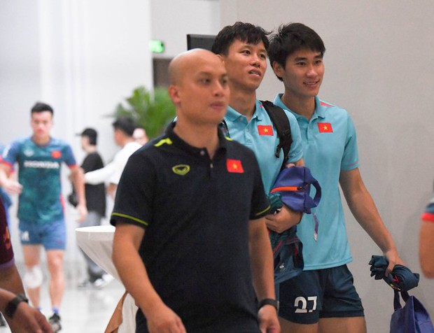 Siêu sao Syria tặng lợi thế cho Văn Lâm, Hoàng Đức