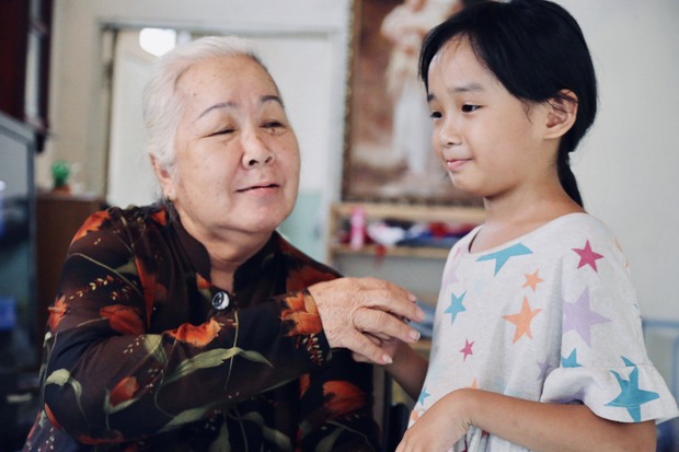 Bánh xèo: Mặt mẹ sau 5 năm xa cách