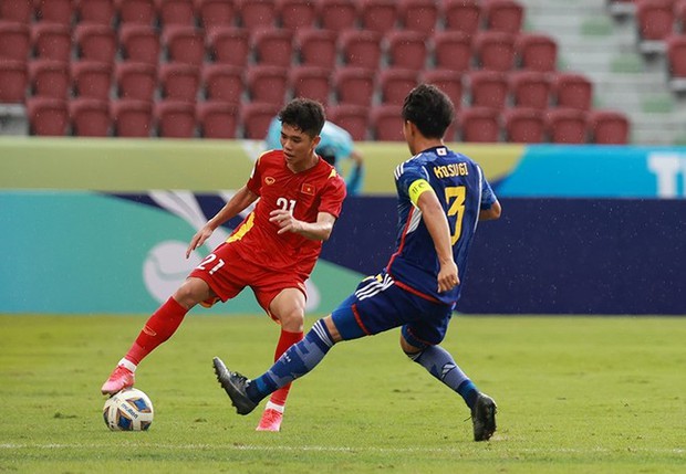 Tuyển U17 Việt Nam hết hy vọng tiến bước, việc đi tiếp trở nên bấp bênh sau chiến thắng của Uzbekistan