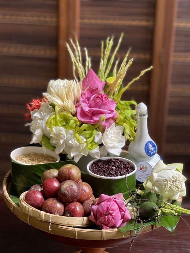 Mâm cúng Tết Đoan ngọ: Bí quyết khiến hàng 'cháy' với giá trị vượt trội!