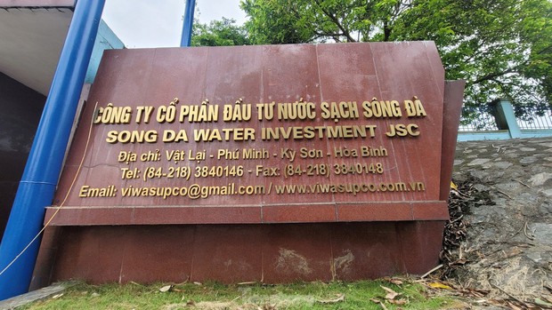 Trạm bơm khẩn cấp hóa giải tình trạng nước sông Đà cạn trơn đáy