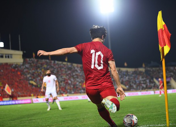 Công Phượng và những pha dứt điểm thất bại: Lý do khiến fan cuồng hoảng