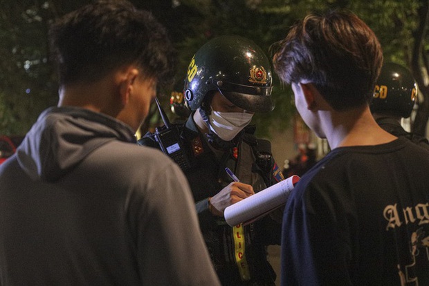 Cùng Khám Phá Cuộc Sống Đêm của Lực Lượng CSCĐ Thủ Đô: Để Bạn Ngủ Ngon