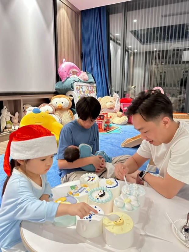 Cường Đô La tự tay tổ chức sinh nhật cho con trai Subeo nhưng con gái Suchin lại chiếm spotlight vì quá đáng yêu - Ảnh 4. Cường Đô La tự tay tổ chức sinh nhật cho con trai Subeo nhưng con gái Suchin lại chiếm spotlight vì quá đáng yêu - Ảnh 4.