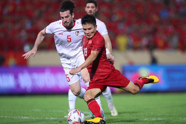 Quang Hải trở về VLeague: Đường tới World Cup cháy hết mình
