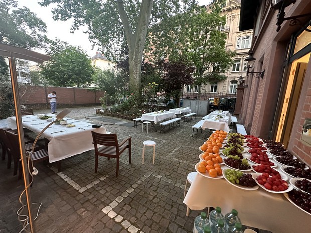 Những món ngon đặc sản Việt tại Frankfurt đắm say Đội tuyển nữ Việt Nam