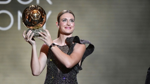 Đội tuyển Việt Nam chuẩn bị đọ sức với đối thủ siêu hạng sở hữu ngôi sao số 1 thế giới