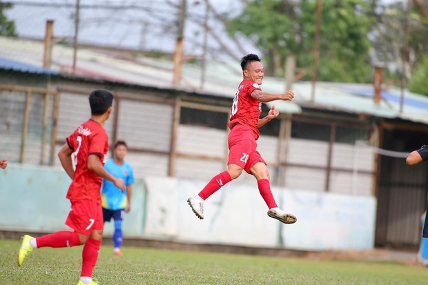 Lê Quang Hùng tái xuất và câu chuyện cứu chuộc đầy kịch tính sau 9 năm chờ đợi