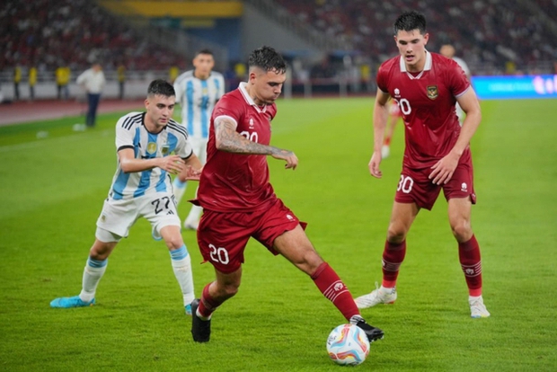 Lỡ cơ hội gặp Messi, tuyển Indonesia quyết đấu với Ronaldo: Bất ngờ đáng chờ đợi!