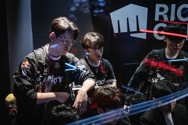 Huyền thoại CloudTemplar phát biểu ngắn gọn: Đội tuyển T1 thiếu sự hiểu rõ về vai trò của mình