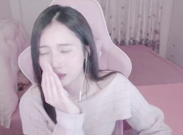 Tùng Hoạ Mi và nam streamer Liên Quân nổi loạn: Câu chuyện gây sốt và sự can thiệp của cơ quan chức năng