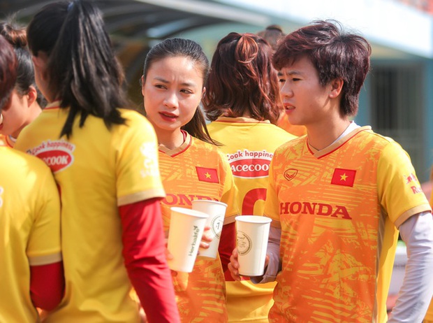 Lí do bất ngờ giúp Thanh Nhã ghi bàn trong phút cuối theo lý thuyết của HLV Mai Đức Chung