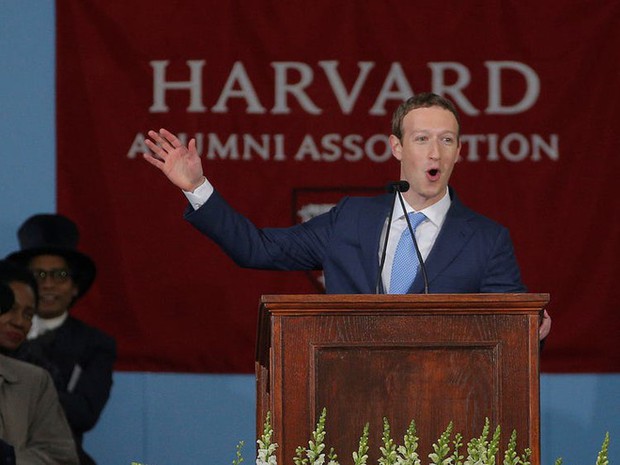 Bí quyết cuộc sống hôn nhân hạnh phúc của vợ chồng ông chủ Facebook: Đặt ra quy tắc hẹn hò “riêng” khi ở bên nhau, bắt buộc phải tránh xa MXH 100 phút trong 1 tuần - Ảnh 4. Bí quyết cuộc sống hôn nhân hạnh phúc của vợ chồng ông chủ Facebook: Đặt ra quy tắc hẹn hò “riêng” khi ở bên nhau, bắt buộc phải tránh xa MXH 100 phút trong 1 tuần - Ảnh 4.