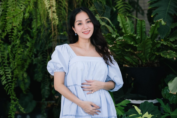 Mẹ bầu Khánh Thi khoe sắc rạng rỡ ở những tháng giữa của thai kỳ - Ảnh 5.