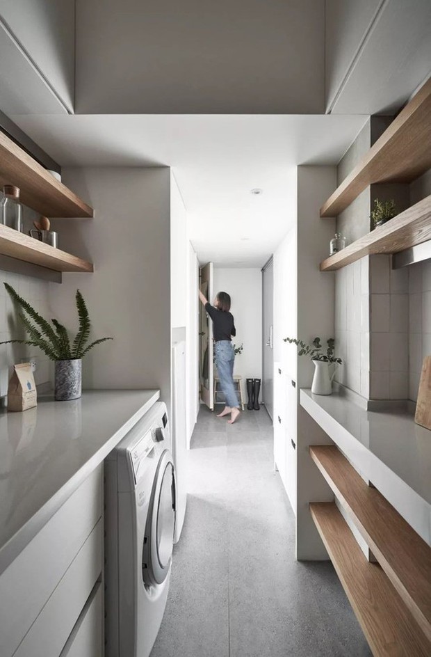 Căn hộ 17m2 thiết kế khéo léo dù lối đi chỉ đủ cho một người trưởng thành - Ảnh 10.