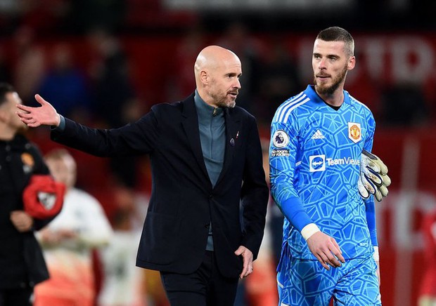 Messi chính thức gia nhập đội bóng và đồng đội với Kante