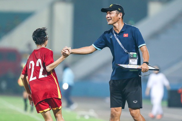 U20 nữ Việt Nam thắng kịch tích U20 nữ Iran vòng loại U20 nữ châu Á 2024 - Ảnh 8.