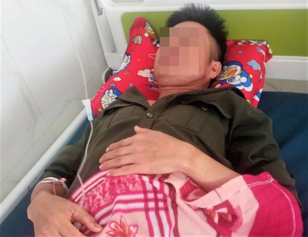 30 người dùng đòn hội đồng, nhân viên bảo vệ rừng nhập viện vì tình trạng nguy kịch