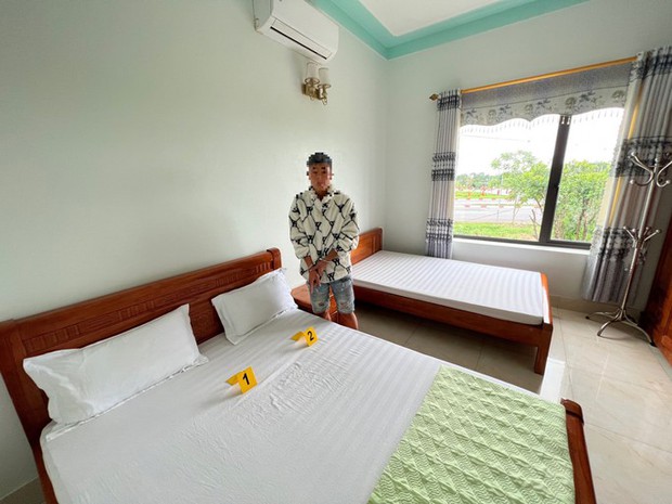 Kinh hoàng: 2 thanh niên thôi miên bé gái 12 tuổi vào nhà nghỉ