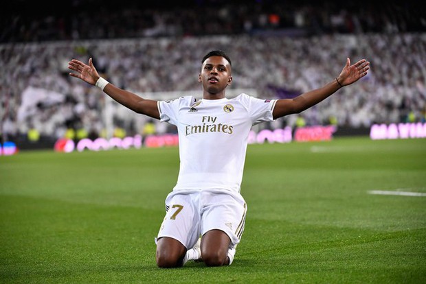 Top 10 cầu thủ đắt giá nhất thế giới: Haaland lập kỷ lục, Ronaldo và Messi ngậm ngùi