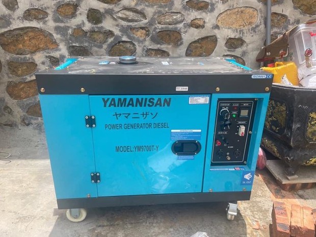 Khi cơn đen tối bao trùm rạp chiếu phim, nhà hàng và khách sạn