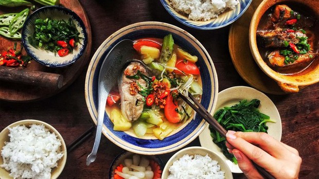 3 thói quen thường gặp trên mâm cơm của người Việt nhưng lại dễ sinh bệnh tật - Ảnh 1. 3 thói quen thường gặp trên mâm cơm của người Việt nhưng lại dễ sinh bệnh tật - Ảnh 1.
